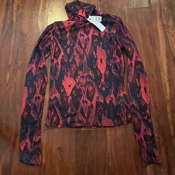 New TopShop Blouse - Picture 2 of 4